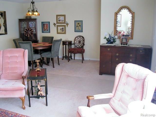 33522 Utica Road, Unit 7 Fraser, MI 48026 - Photo 3 of 25 33522 Utica Rd, Unit 7 005.jpg