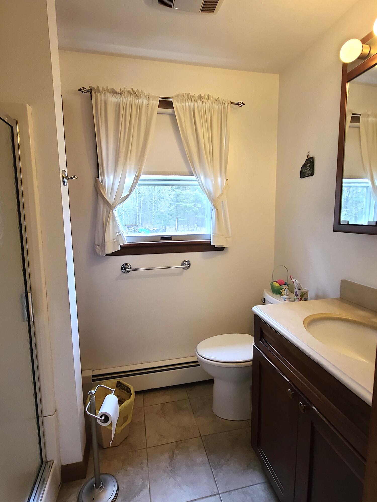 41 Back Searsport Road Searsport, ME 04974 - Photo 5 of 25 20220413_163607