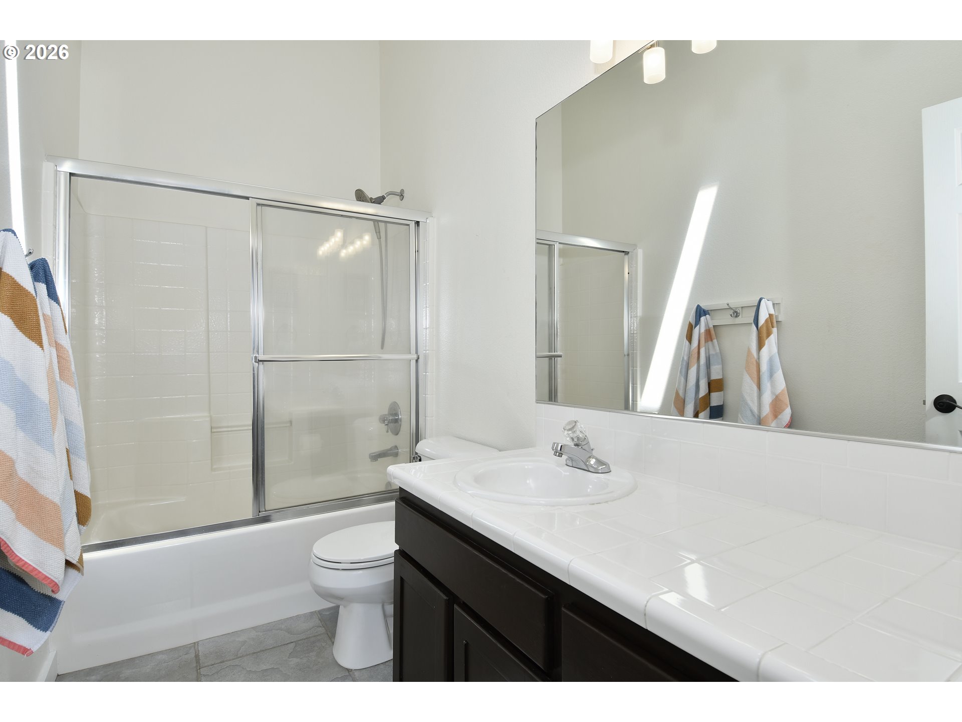 151 Southeast Condor Drive Gresham, OR 97080 - Photo 30 of 45 Bathroom