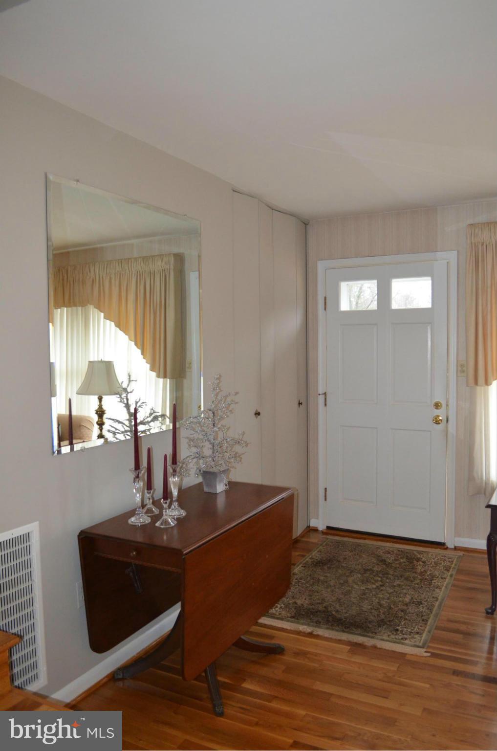 1923 Tadcaster Road Catonsville, MD 21228 - Photo 2 of 29 Interior (General)