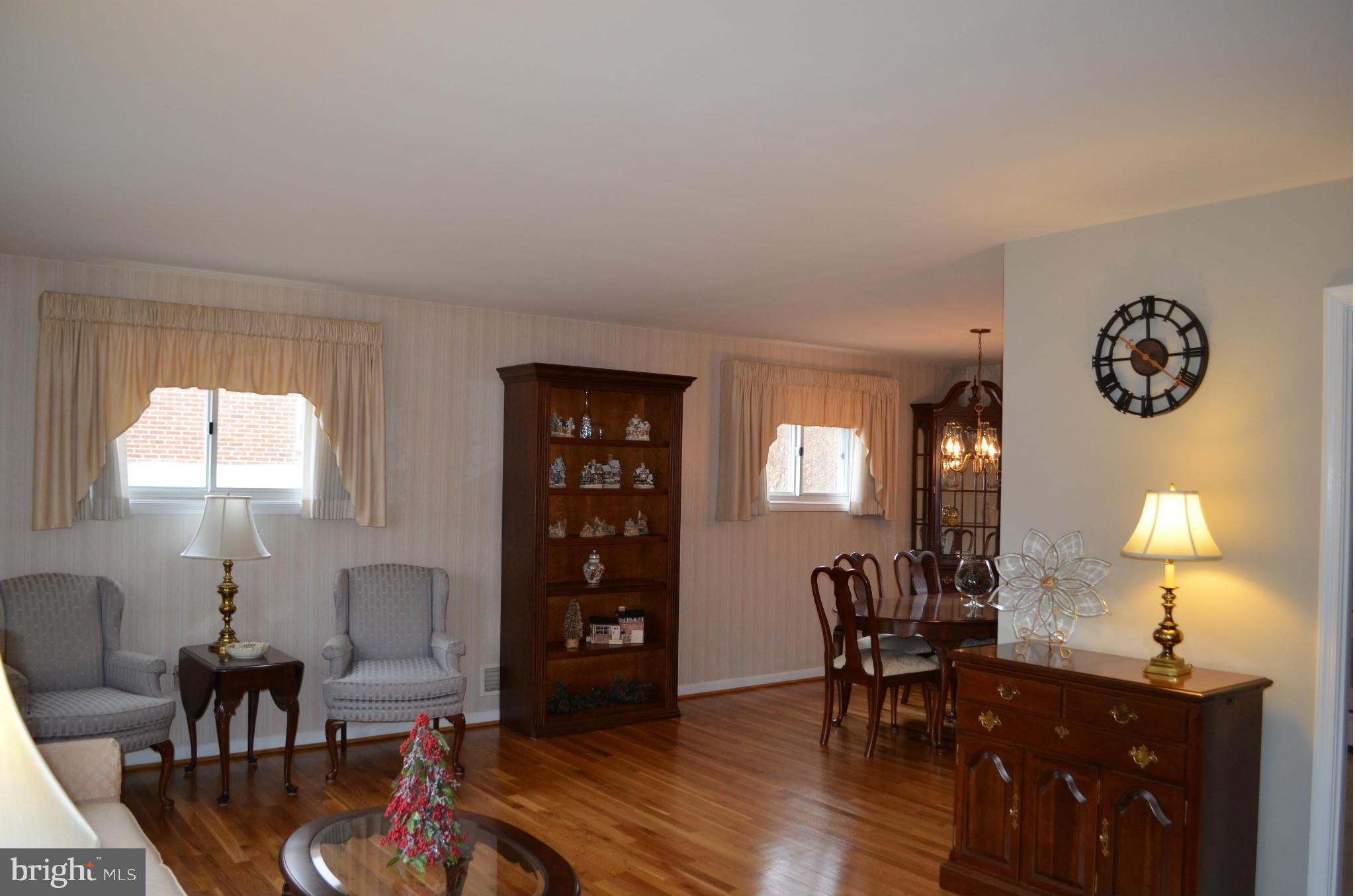 1923 Tadcaster Road Catonsville, MD 21228 - Photo 6 of 29 Interior (General)