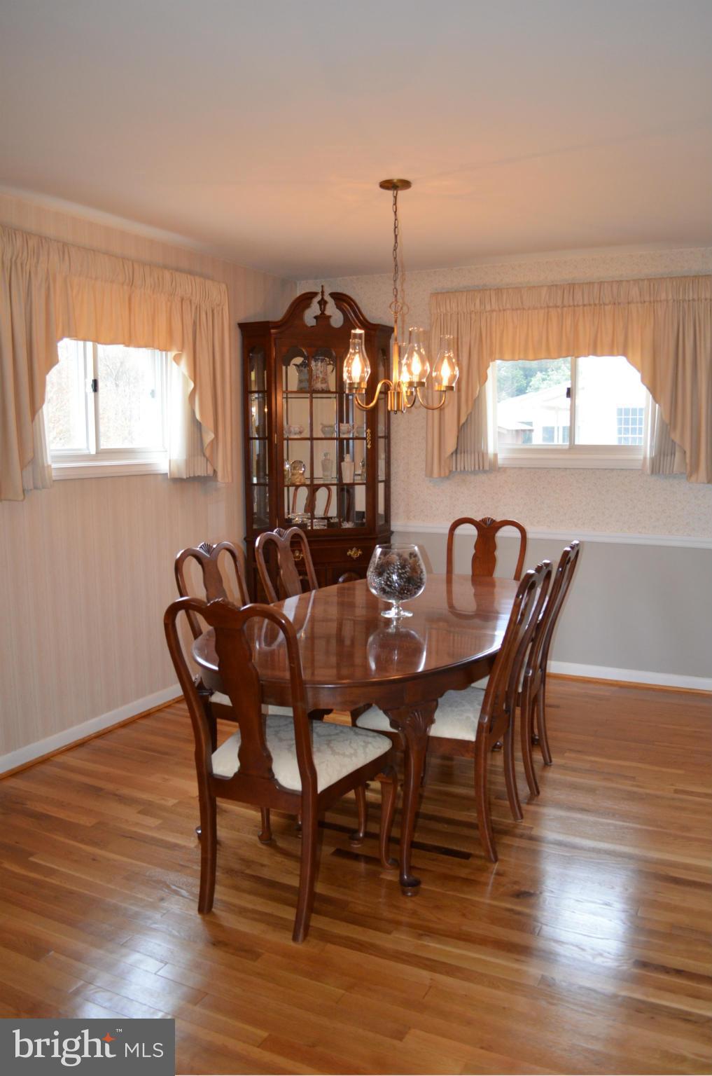 1923 Tadcaster Road Catonsville, MD 21228 - Photo 7 of 29 Dining Room