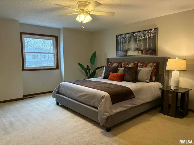 $299,900 | 1414 South 46th Street, Quincy, IL 62305