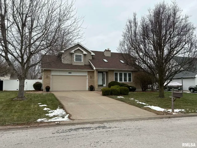 $299,900 | 1414 South 46th Street, Quincy, IL 62305
