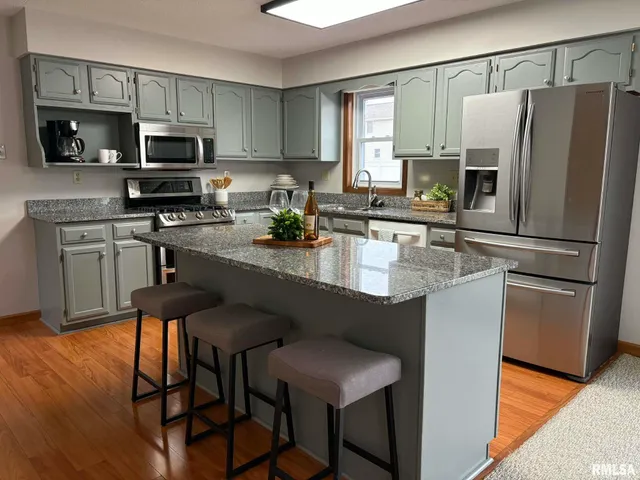 $299,900 | 1414 South 46th Street, Quincy, IL 62305