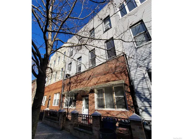$2,070,000 | 46 Sutton Street | Greenpoint