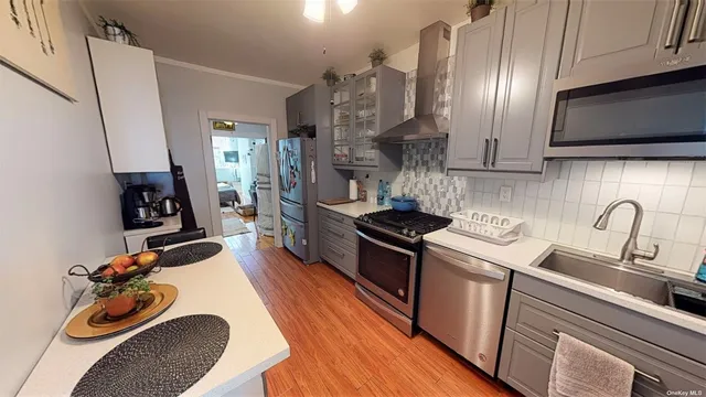 $2,150,000 | 46 Sutton Street | Greenpoint