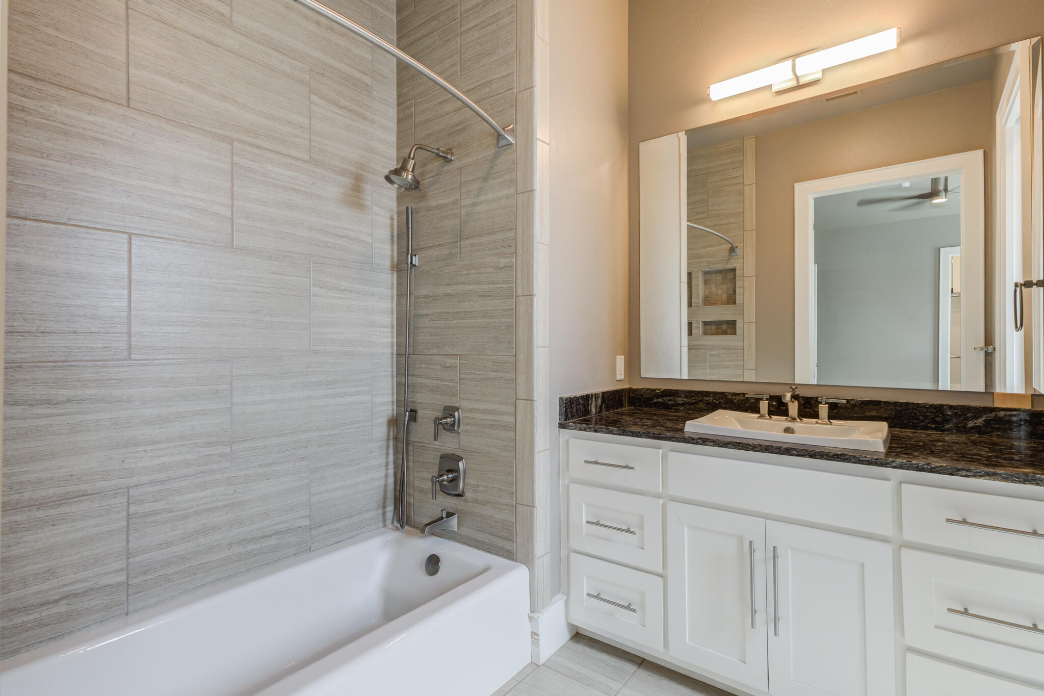 4708 113th Street Lubbock, TX 79424 - Photo 57 of 86 4708-113th-St_Lubbock-TX_56_Bathroom-3