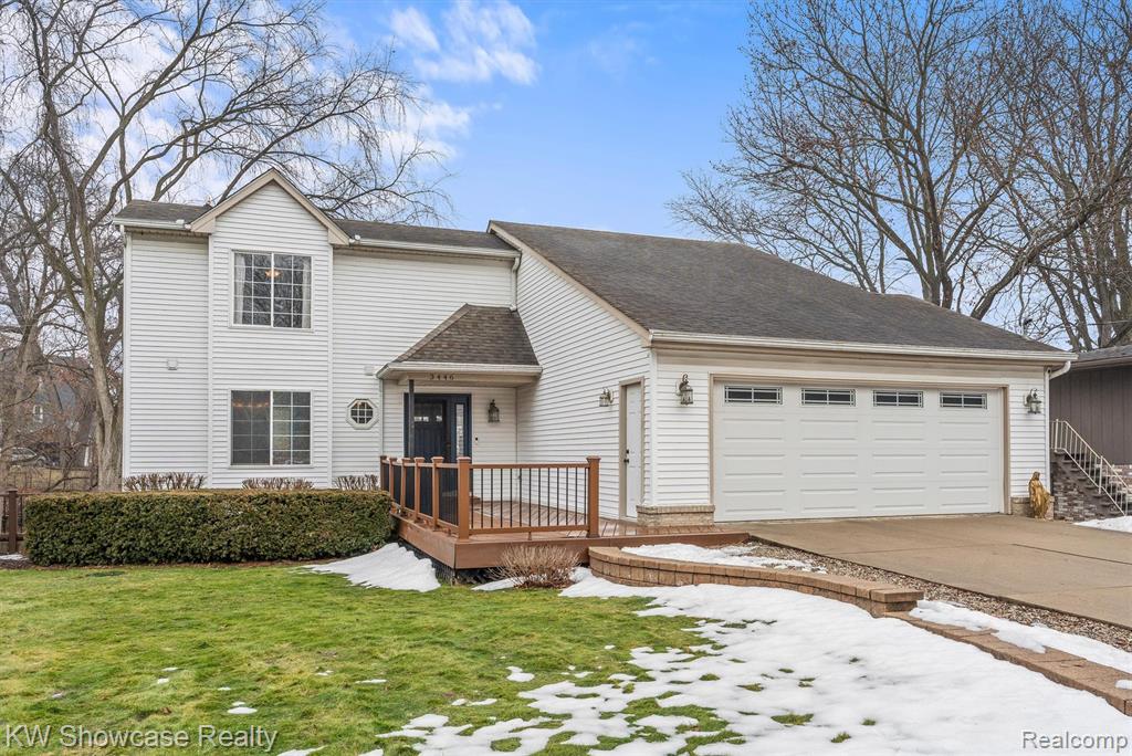 3446 Benstein Road Commerce Township, MI 48382 - Photo 4 of 38 Gallery Image 4