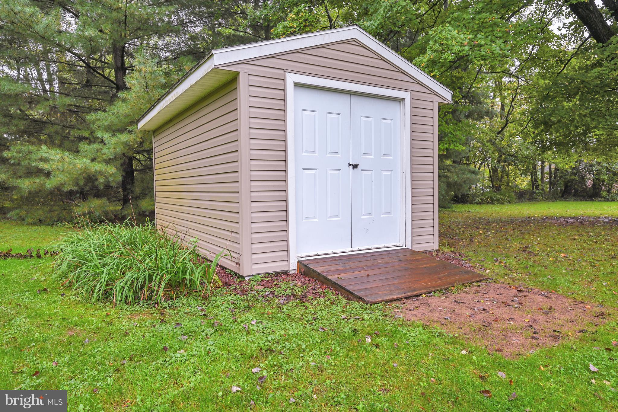 3180 West Canal Road Dover, PA 17315 - Photo 37 of 43 Shed