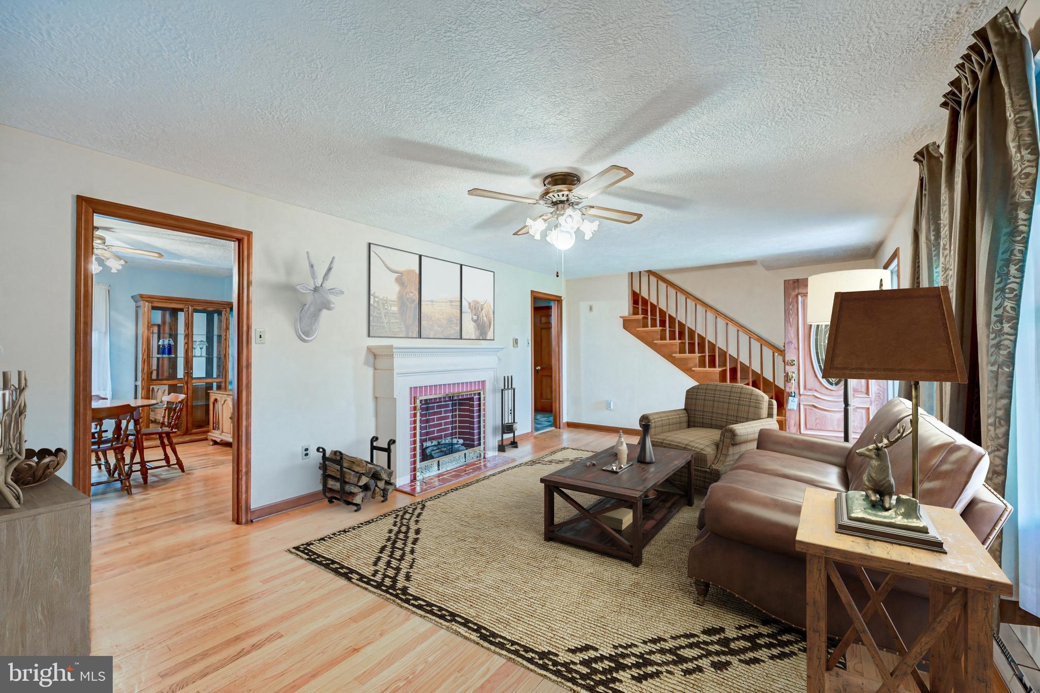 3180 West Canal Road Dover, PA 17315 - Photo 5 of 43 STAGED Living Room