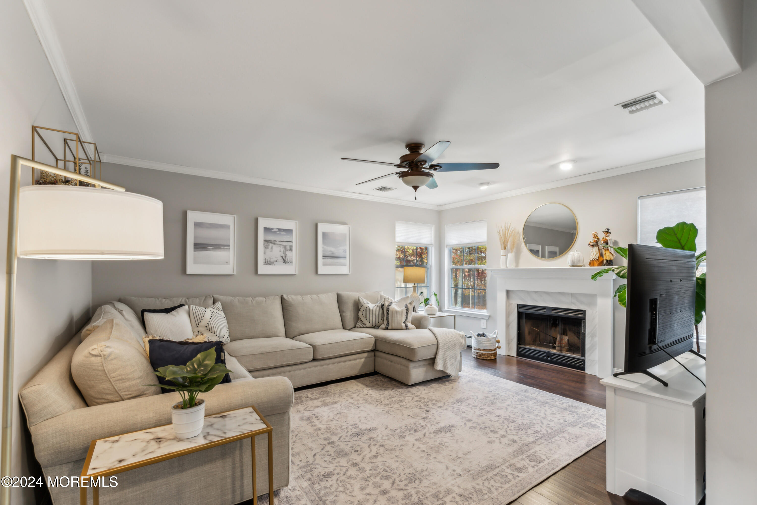 28 Roe Lane Howell, NJ 07731 - Photo 8 of 37 7