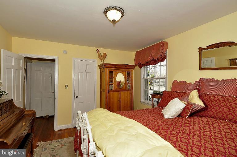 4710 Reservoir Road Northwest Washington, DC 20007 - Photo 24 of 27 Main Bedroom Downstairs