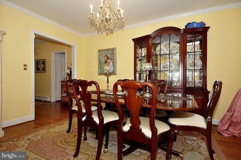 4710 Reservoir Road Northwest Washington, DC 20007 - Photo 26 of 27 Dining Room
