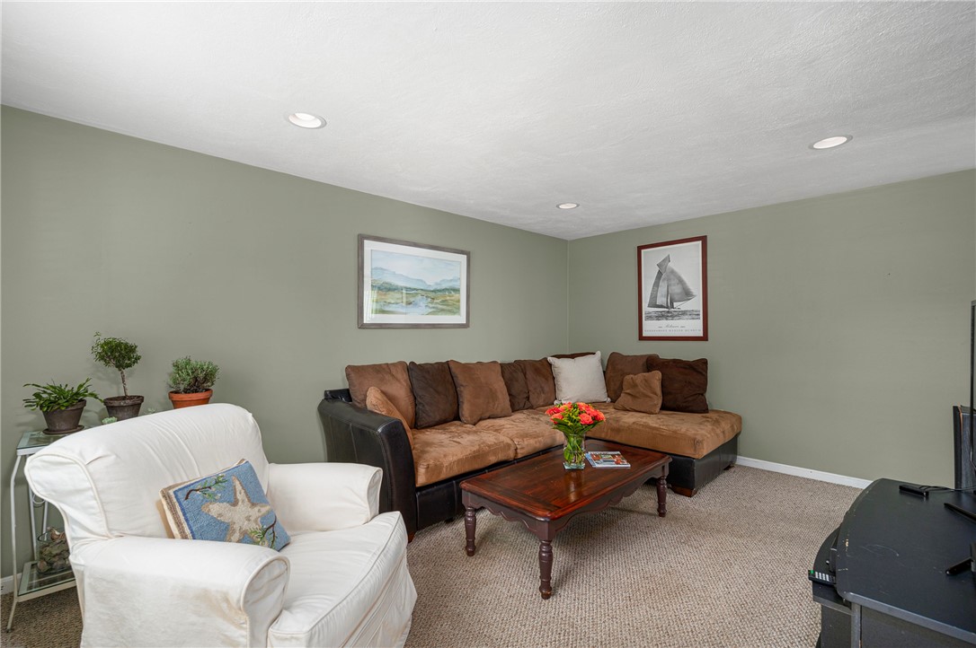 185 Sand Pond Road Warwick, RI 02888 - Photo 8 of 34 Living Room