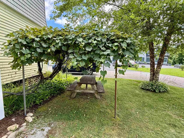 $4,100 | 282 Highland Avenue, Manchester, VT 05255