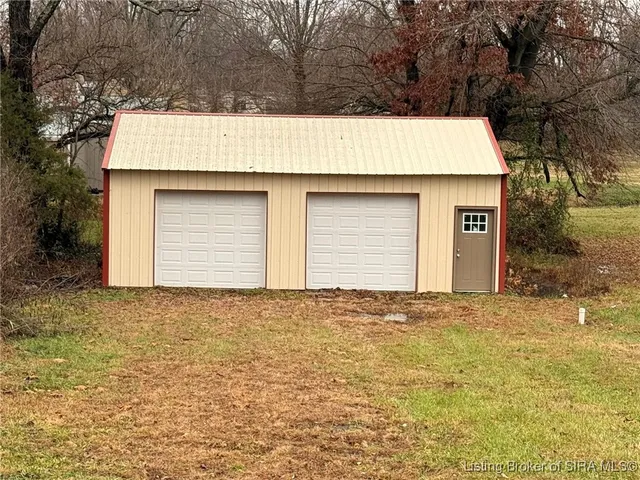 $209,900 | 232 East Main Street, Austin, IN 47102