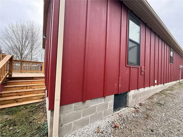 $209,900 | 232 East Main Street, Austin, IN 47102