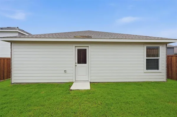 $1,800 | 1524 Prince Road, Howe, TX 75459