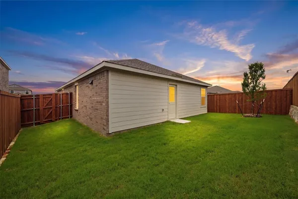 $1,800 | 1524 Prince Road, Howe, TX 75459