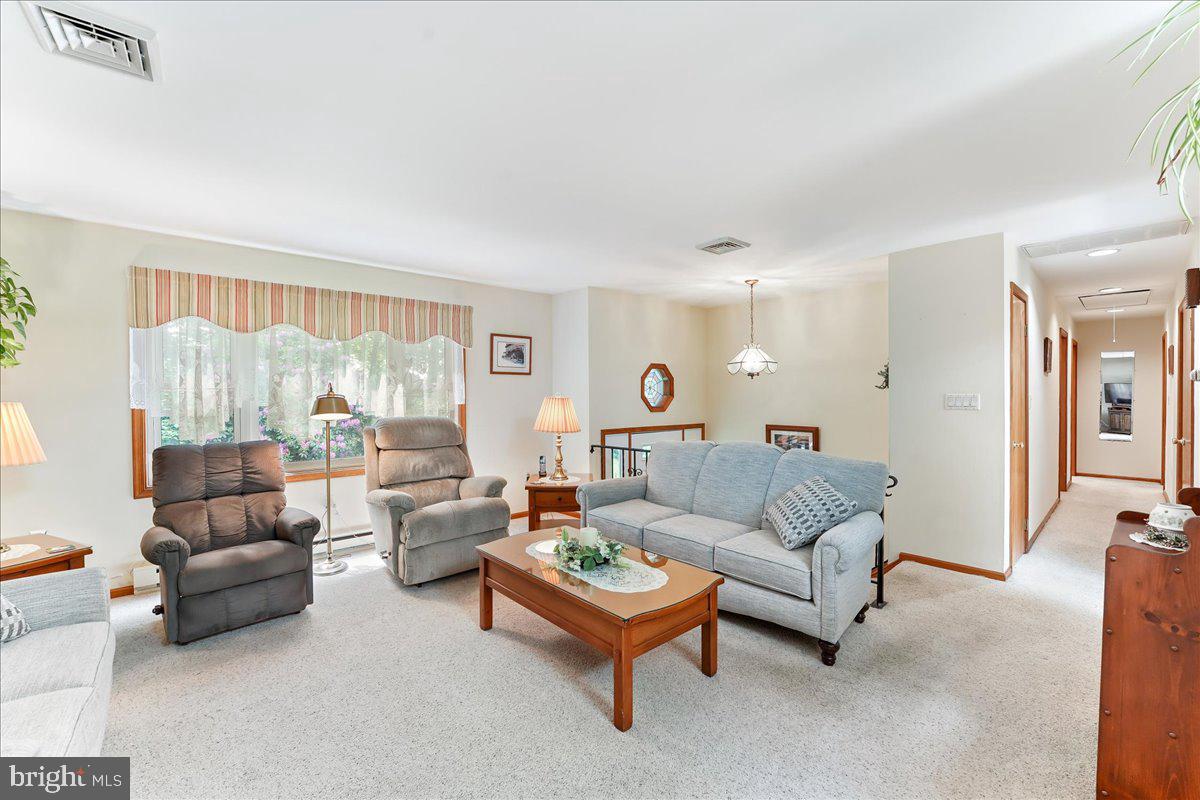 44 Park Road Nottingham, PA 19362 - Photo 6 of 41 Gallery Image 6