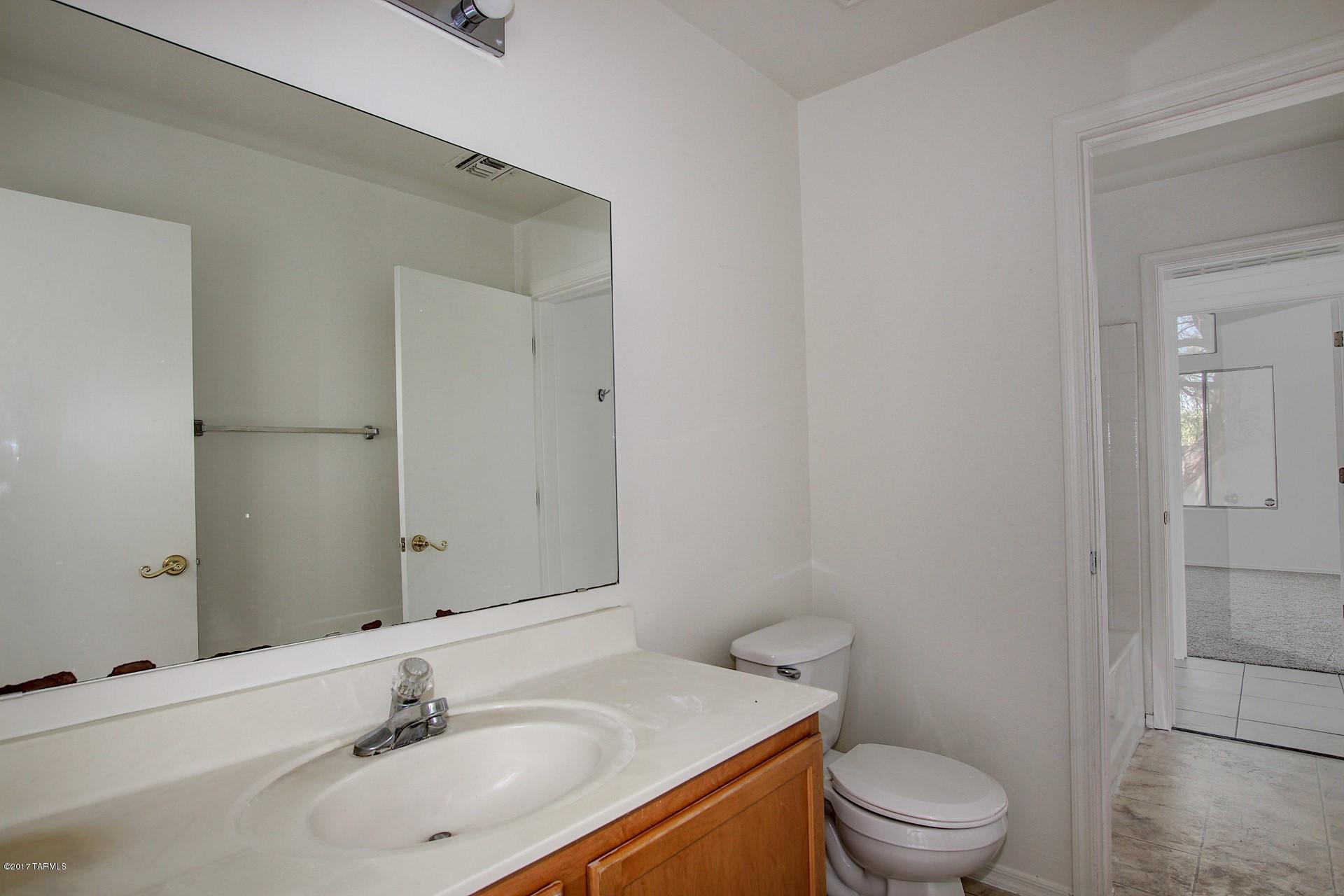 4513 South Valley Road Tucson, AZ 85714 - Photo 30 of 41