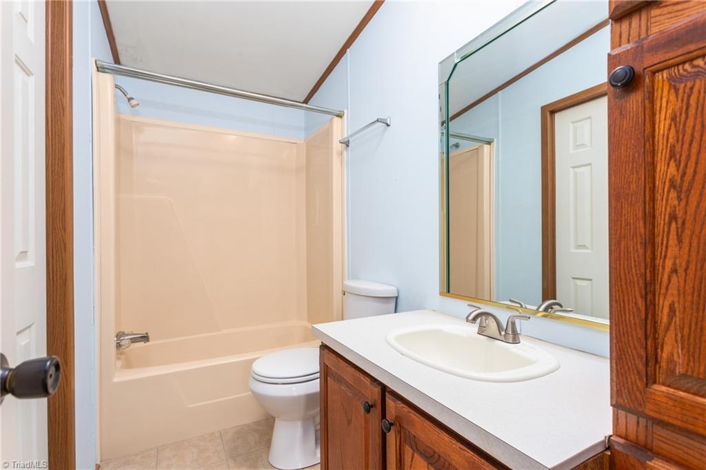 6643 Foster Road Whitsett, NC 27377 - Photo 27 of 50 Gallery Image 27