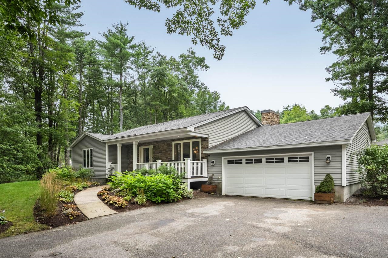 154 Meetinghouse Road Bedford, NH 03110 - Photo 1 of 22