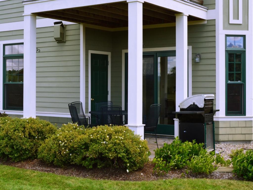 55 Lafayette Road, Unit 1 Thornton, NH 03285 - Photo 3 of 20