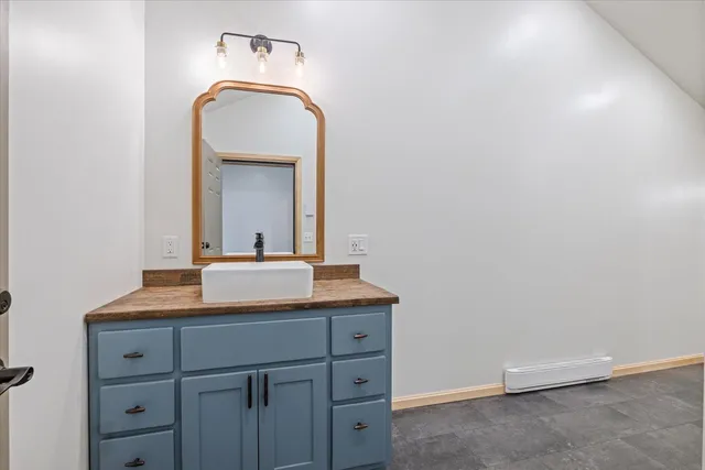 $449,900 | 21437 County Road 17, Cohasset, MN 55721