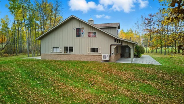 $449,900 | 21437 County Road 17, Cohasset, MN 55721
