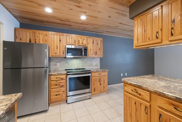 $449,900 | 21437 County Road 17, Cohasset, MN 55721