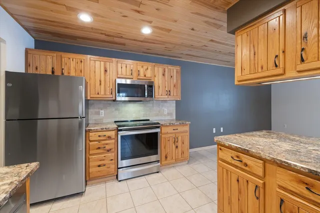 $449,900 | 21437 County Road 17, Cohasset, MN 55721