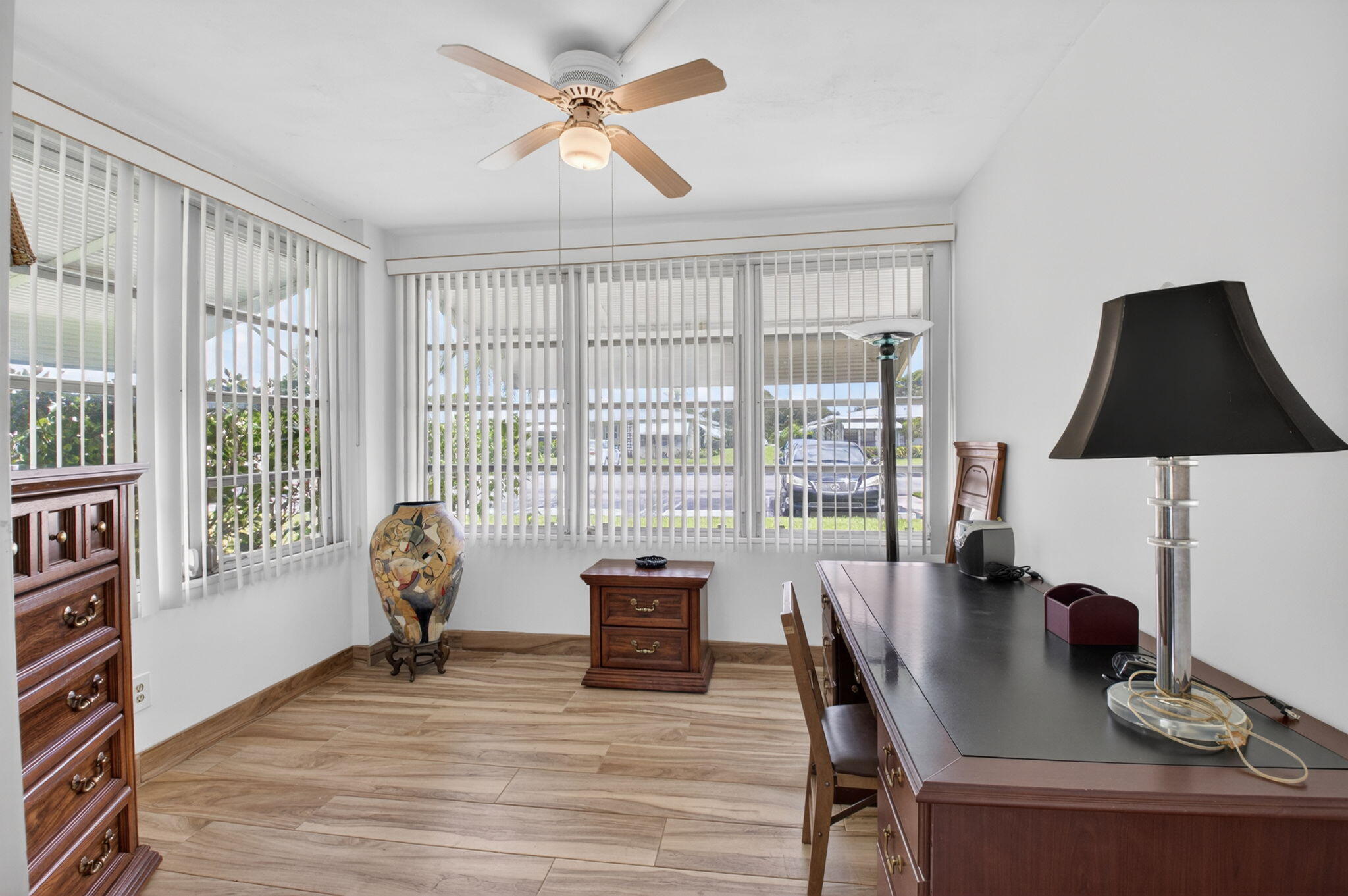 172 West High Point Terrace, Unit D Delray Beach, FL 33445 - Photo 5 of 25 9-web-or-mls-DSC_1384