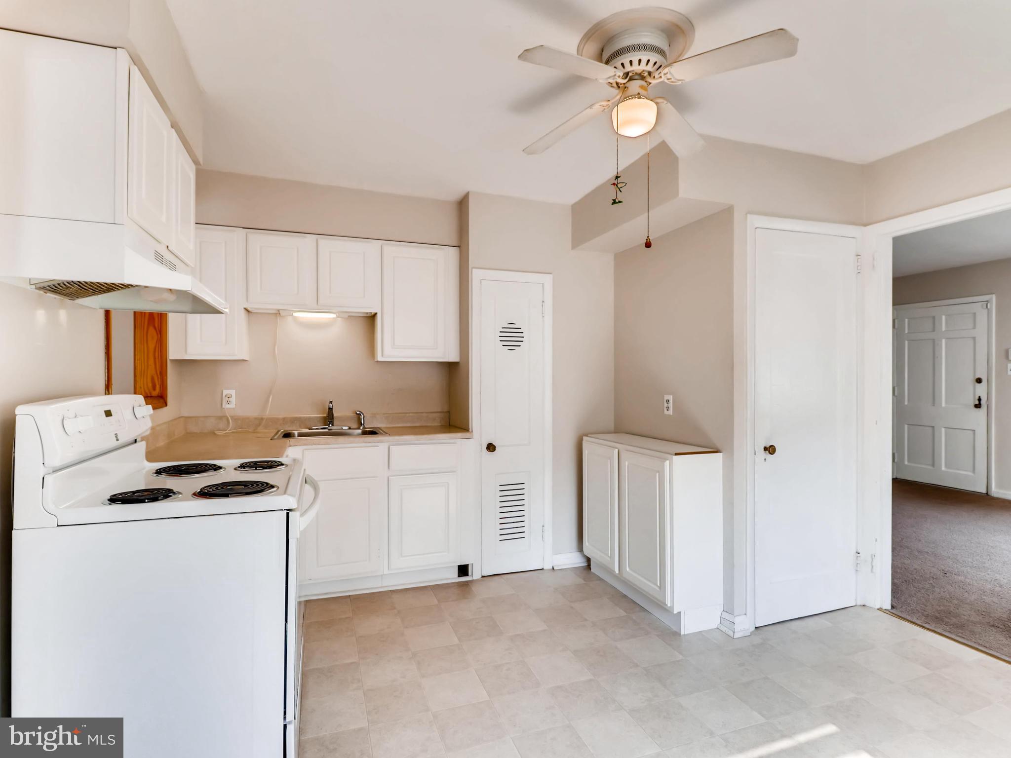 1900 Tyler Road Dundalk, MD 21222 - Photo 8 of 28 Kitchen