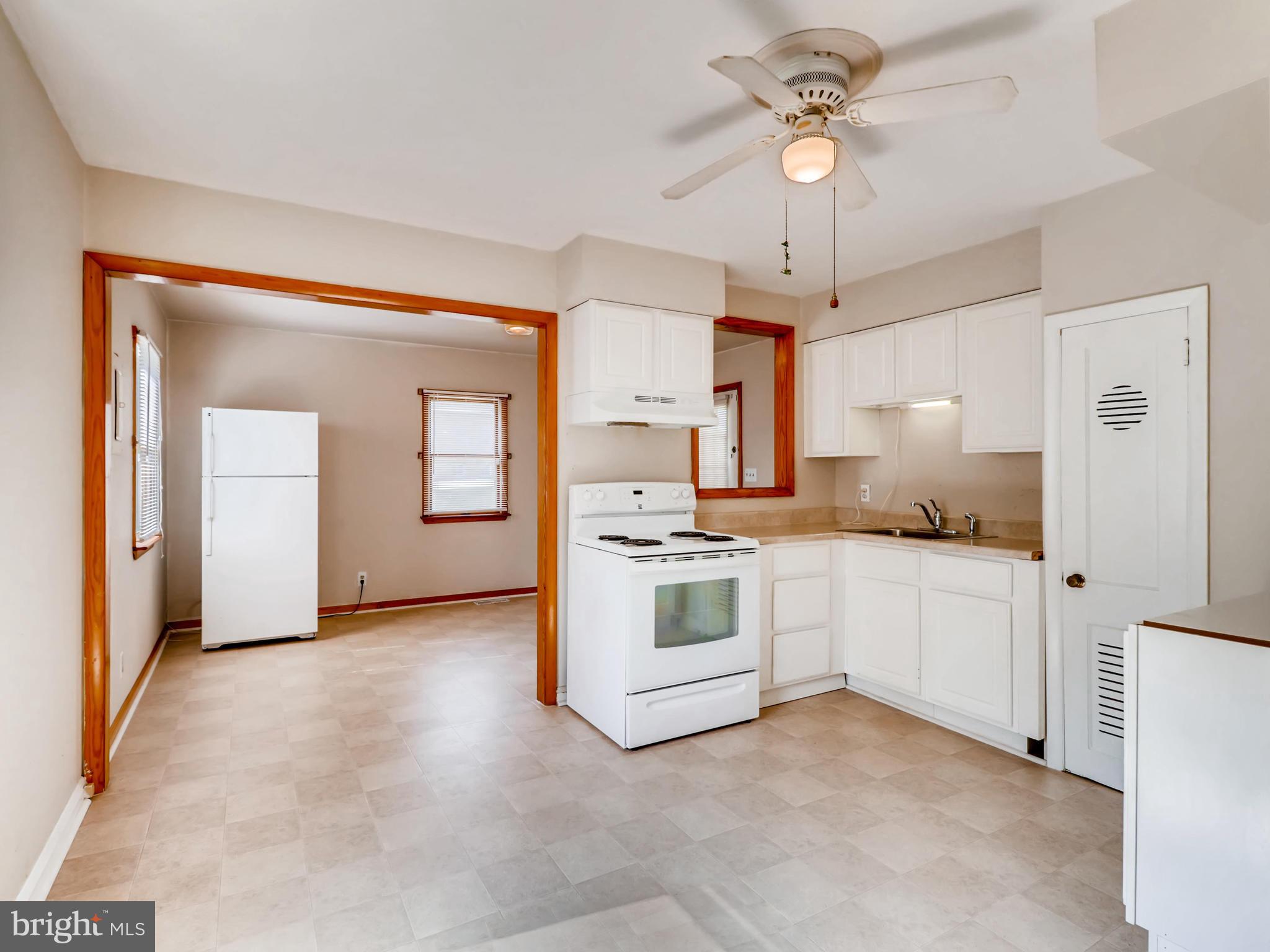 1900 Tyler Road Dundalk, MD 21222 - Photo 9 of 28 Kitchen/Dining Combo