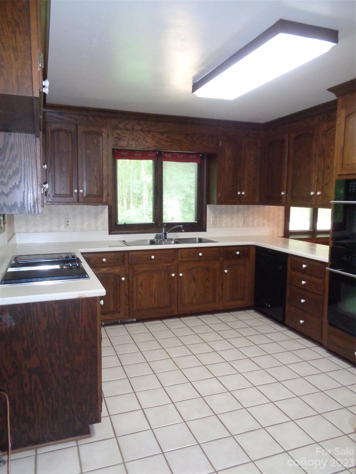 7328 Sardis Road Charlotte, NC 28270 - Photo 8 of 46 Gallery Image 8