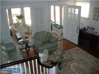1863 Wynnewood Road Philadelphia, PA 19151 - Photo 3 of 12 Living Room