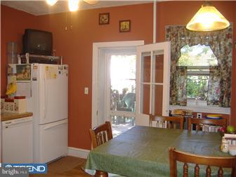 1863 Wynnewood Road Philadelphia, PA 19151 - Photo 7 of 12 Kitchen
