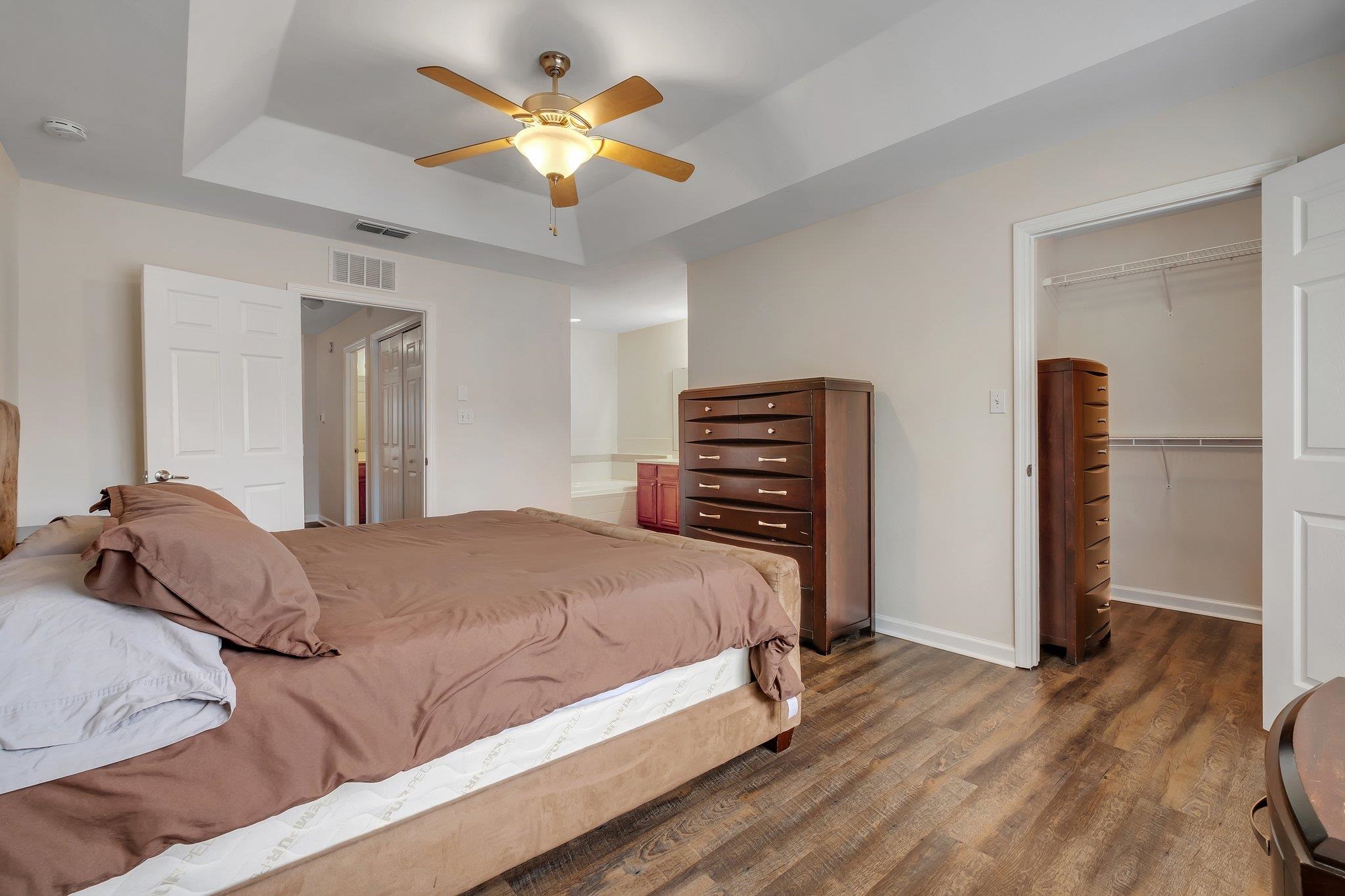 1320 Hendrix Road, Unit 403 Tallahassee, FL 32301 - Photo 6 of 21 Gallery Image 6