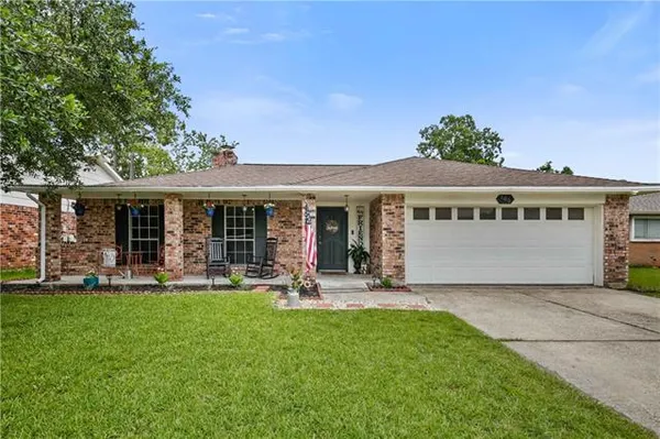 $2,200 | 105 North Kings Court, Slidell, LA 70458