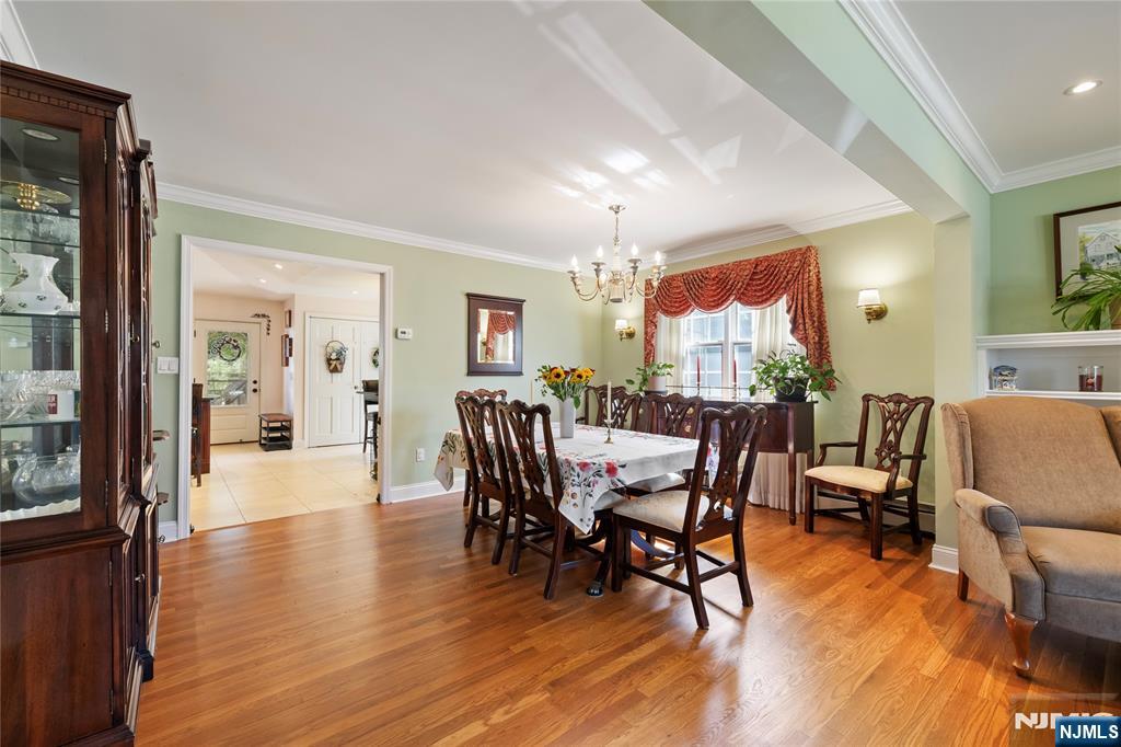 99 Lynwood Road Verona, NJ 07044 - Photo 7 of 30