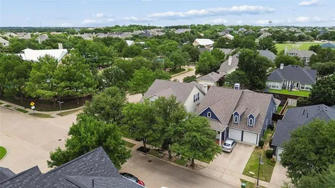$525,000 | 711 George Street, Lantana, TX 76226