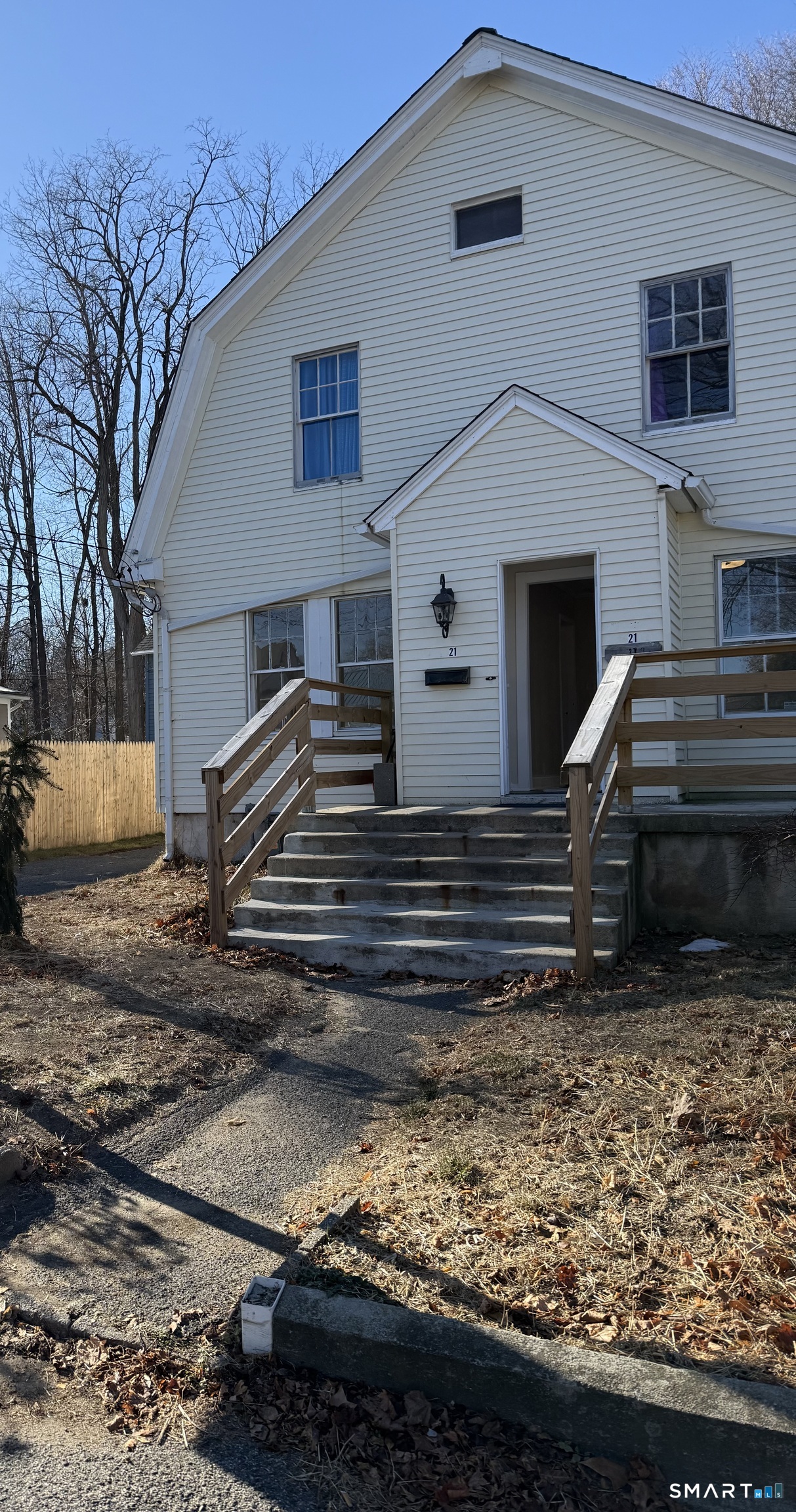 21 Woodbine Street Torrington, CT 06790 - Photo 2 of 7
