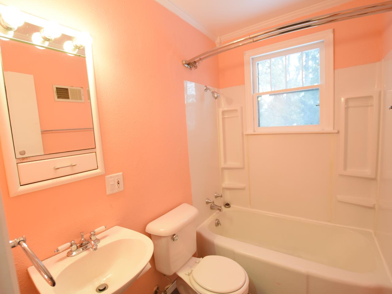 621 South Eastern Avenue Rhinelander, WI 54501 - Photo 12 of 39 Gallery Image 12