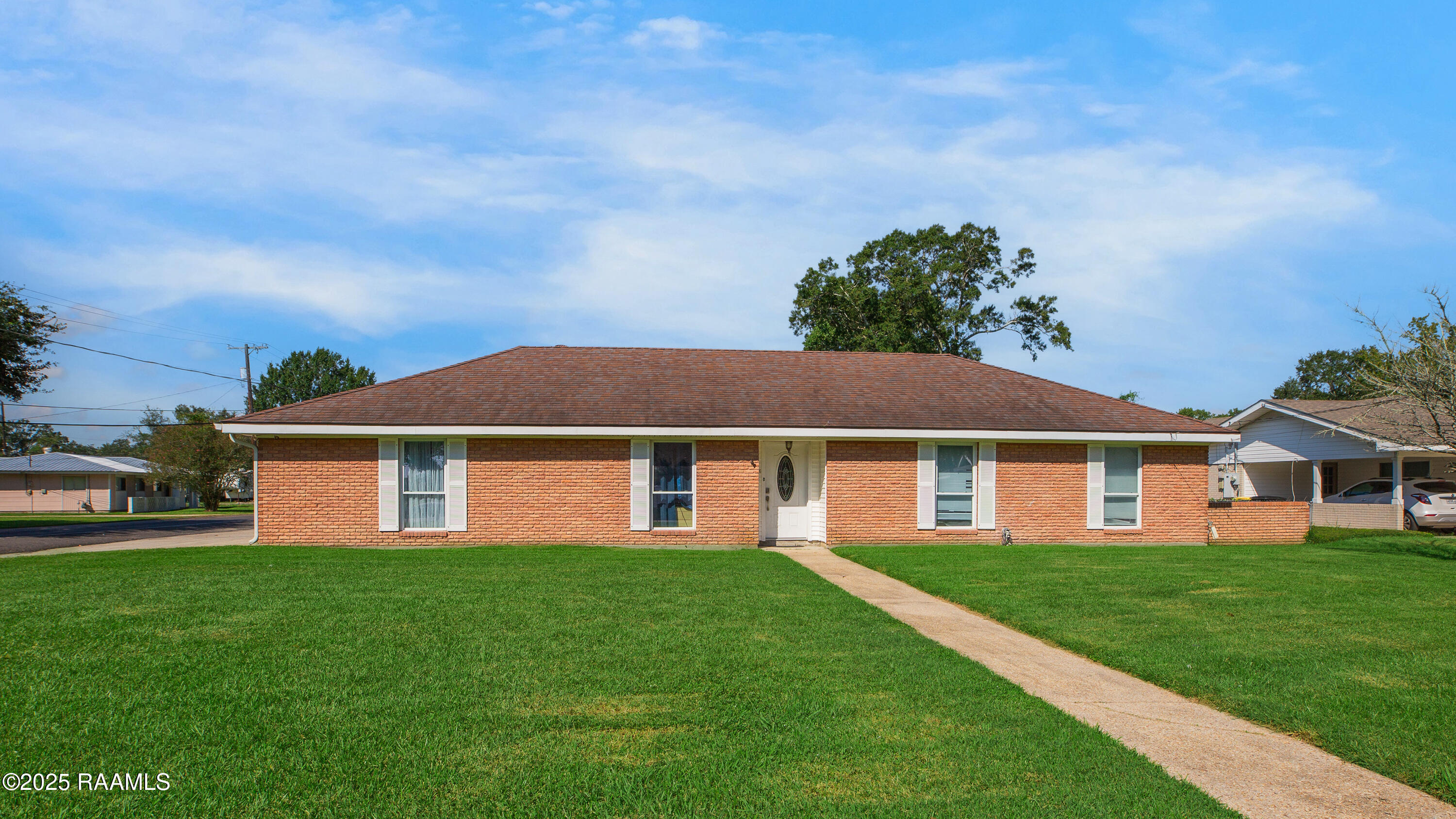 101 West Tampico Street New Iberia, LA 70563 - Photo 2 of 23 101 Tampico-2