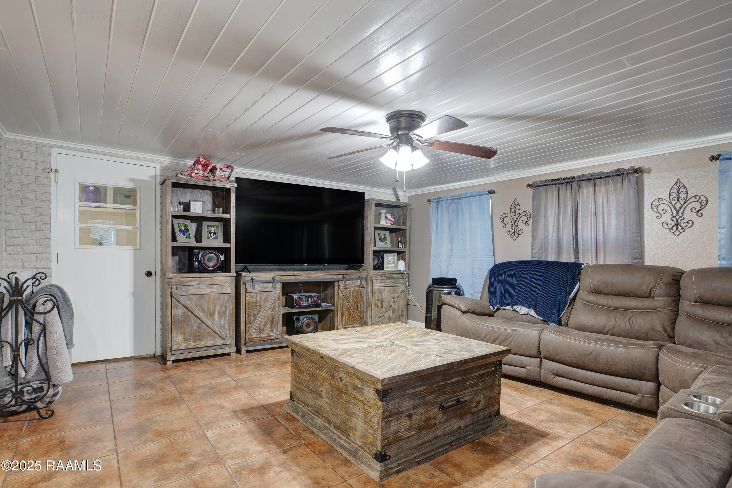 101 West Tampico Street New Iberia, LA 70563 - Photo 9 of 23 101 Tampico-9