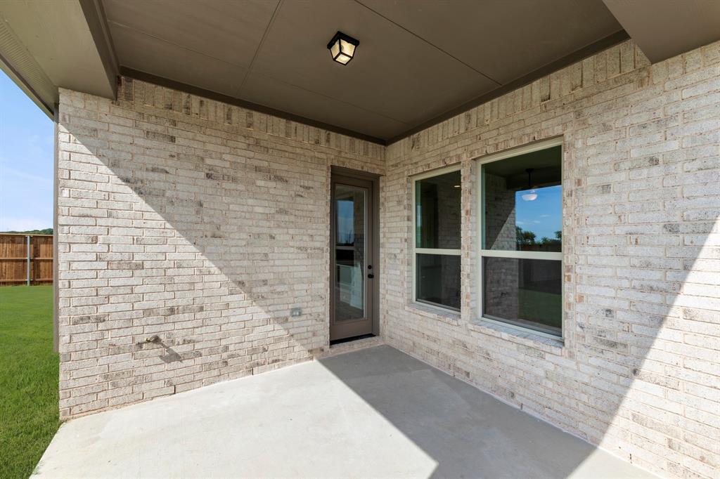 1426 Colorado Road Van Alstyne, TX 75495 - Photo 32 of 40 25. 1426 Colorado - Patio