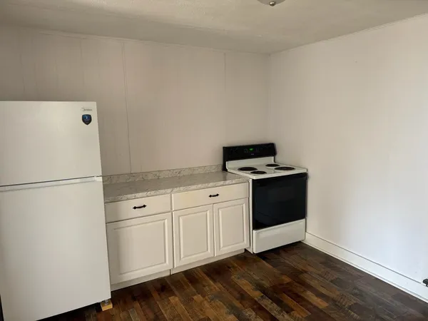 $1,500 | 97 Franklin Street, Unit C, Franklin, NH 03235