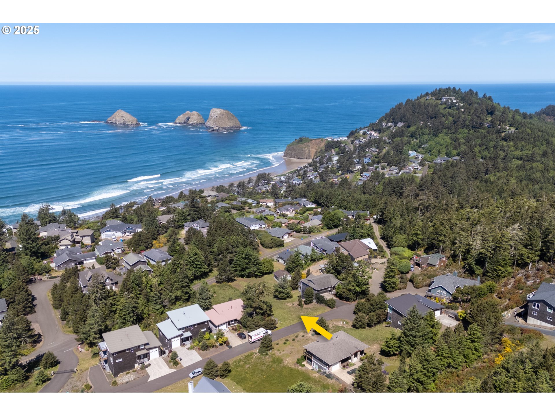 Castle Place, Unit TL 103 Tillamook, OR 97141 - Photo 4 of 11 a view of outdoor space and mountain view